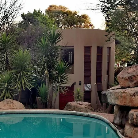 Moonflower Cottages Johannesburg Exterior photo